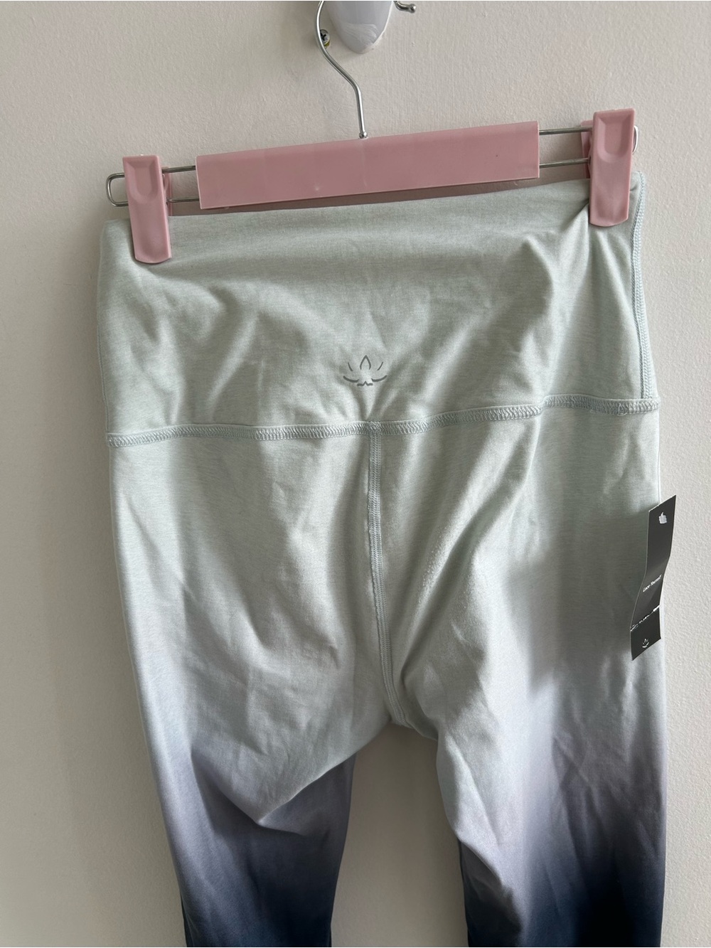 Beyond Yoga womens Ombre Leggings - Off White to black - Picture 4 of 7